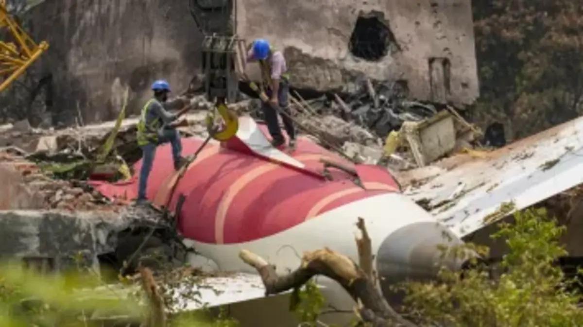 Image for 'Centre Clarifies Air India Crash Probe: No Blame On Pilot, Supreme Court Ensures Fair Investigation'
